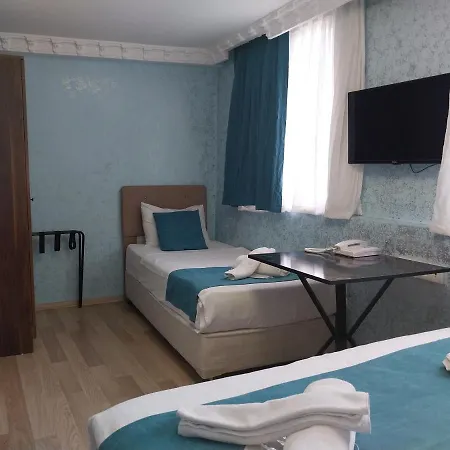 Blue Sail Szálloda 5*