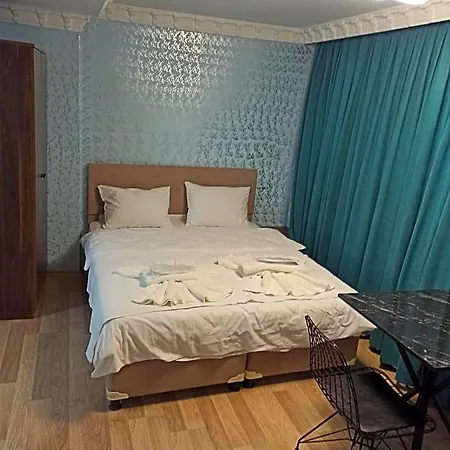Blue Sail Otel